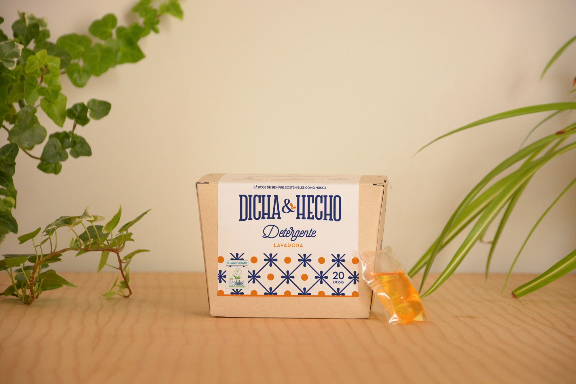 Detergente ecológico para lavadora en cápsulas